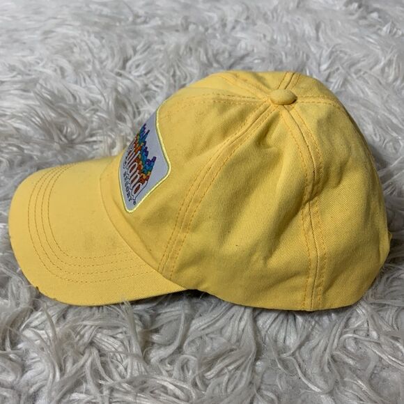DISNEYLAND Resort appliqued hat cap yellow adjustable back size 57-61cm - Picture 6 of 10